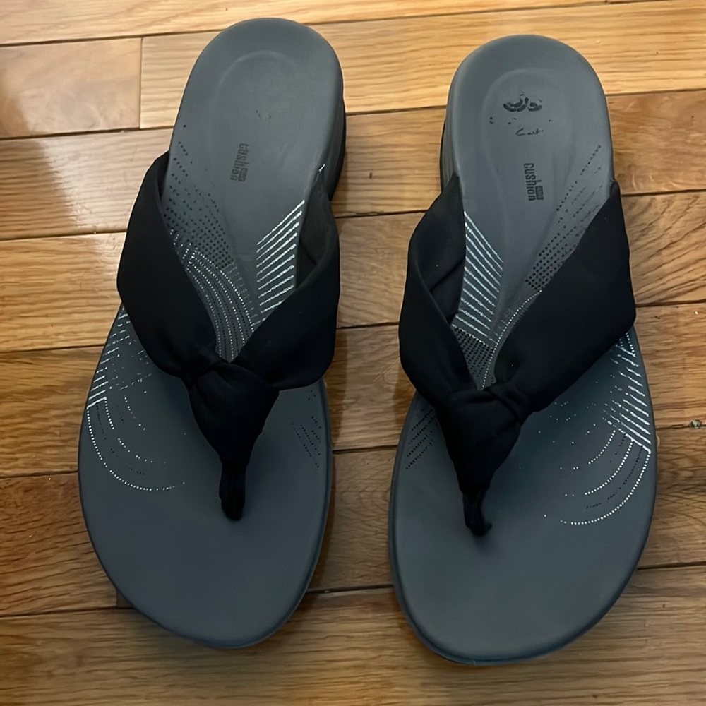 Clarks Cloudstepper Atlanta Gibson flip flop